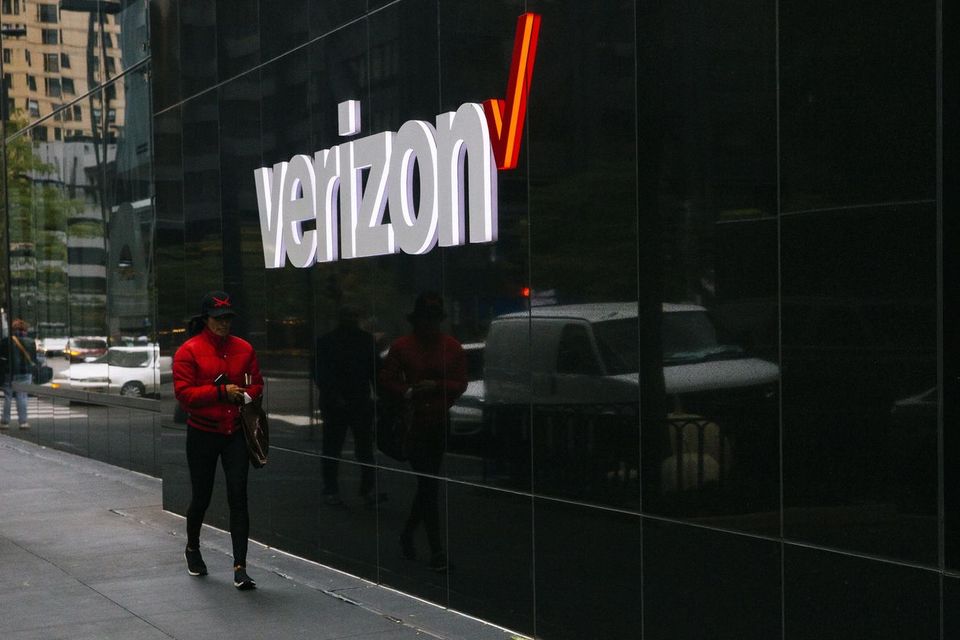 Verizon Boosts Subscribers, Aided by New Pricing Plans